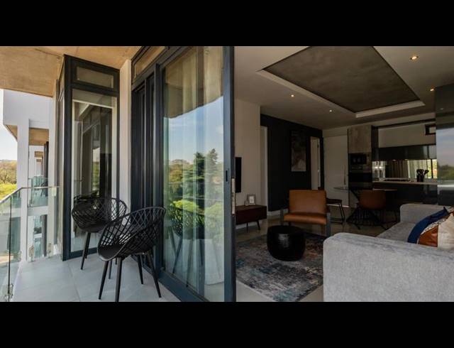 2 BEDROOM APARTMENT FOR SALE IN HOUGHTON ESTATE